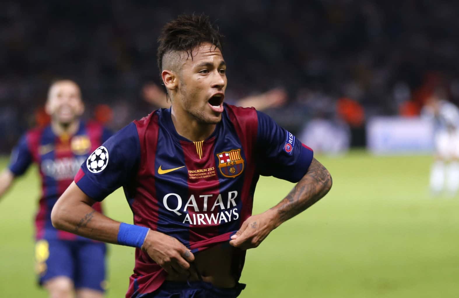 تصاویر زیبا از فینال لیگ قهرمانان اروپا 2014-2015