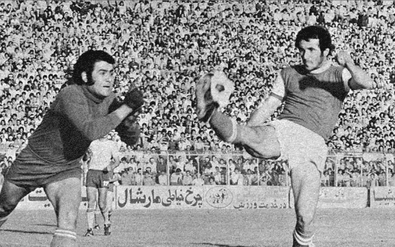 در مجموع پرسپولیس برنده است، در لیگ برتر سپاهان!