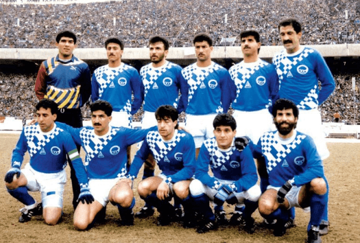 وقتی آبی ها بردند، پرسپولیس و استقلال پوست انداختند