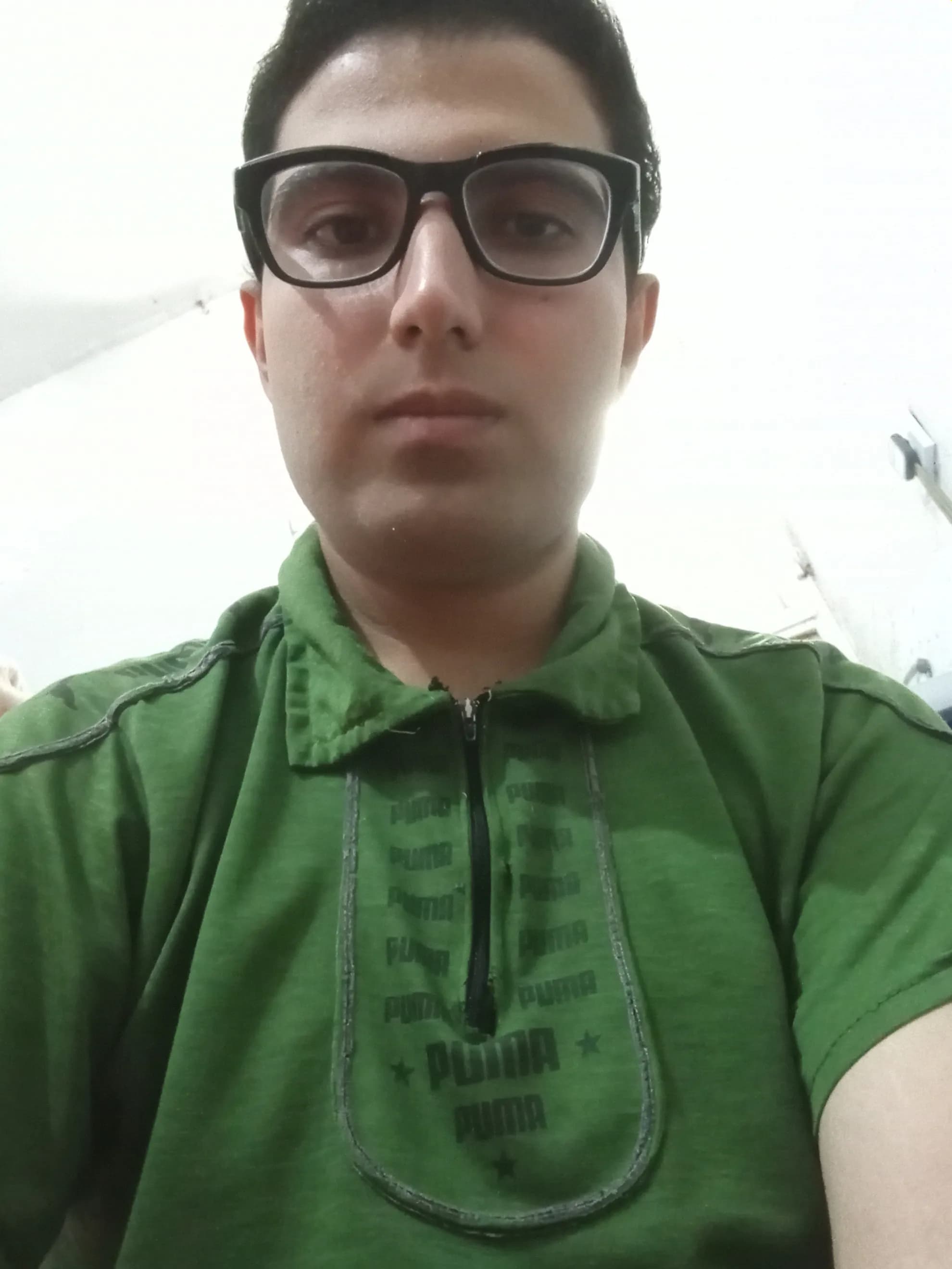 دانیال یوسف زاده