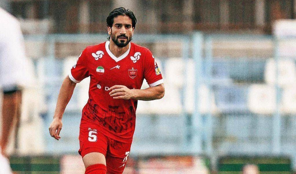 سپاهان در کمین مدافع پرسپولیس؛ سرخها منتظر خریدهای جدید