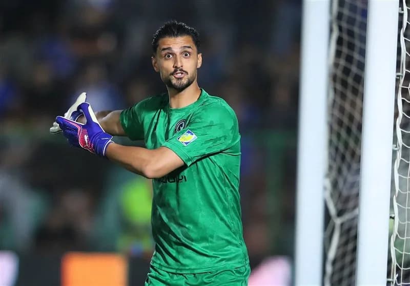 توافق نفت آبادان با دروازهبان سابق پرسپولیس