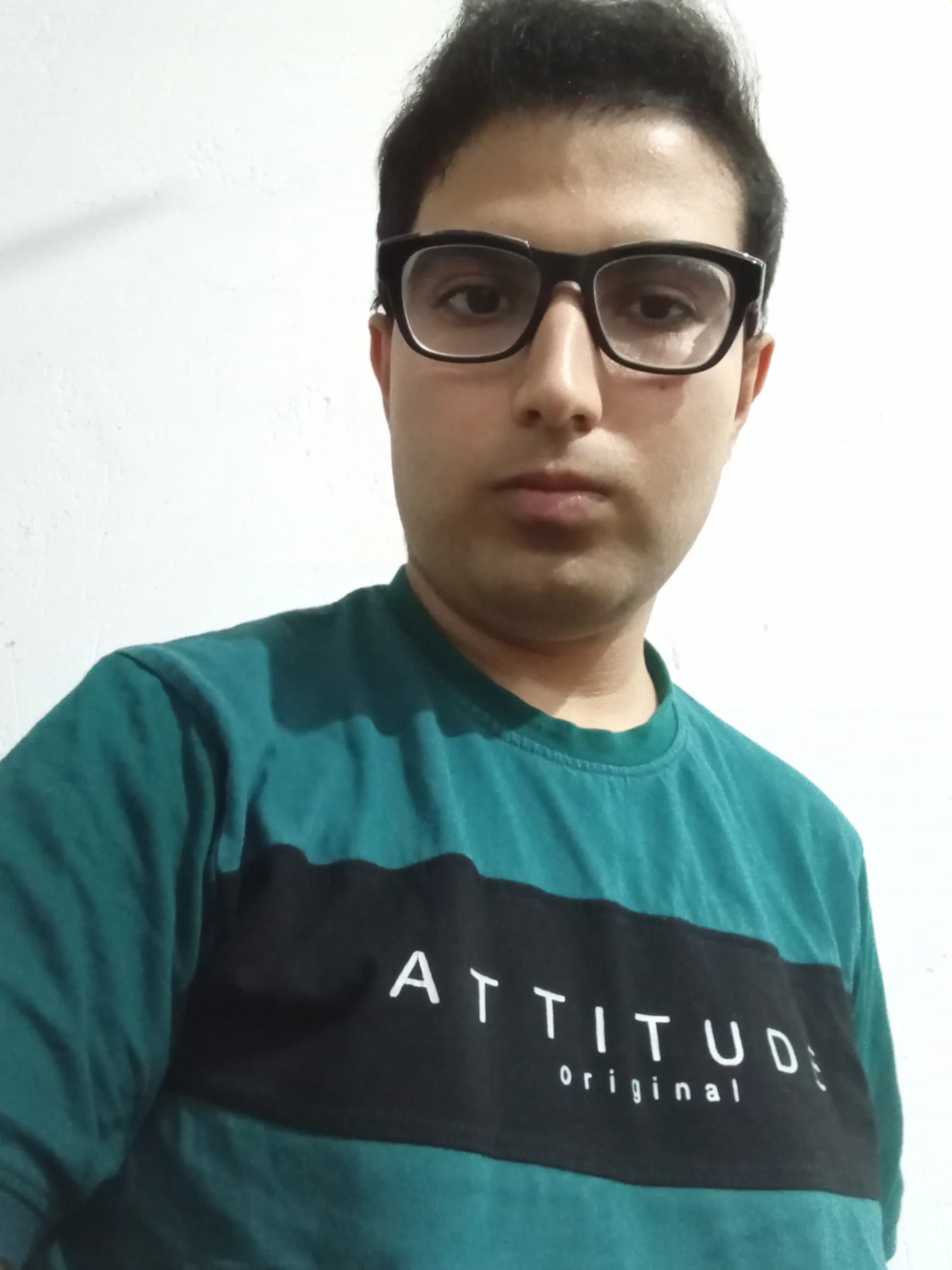 دانلود آهنگ دانیال یوسف زاده به نام نفس گیر