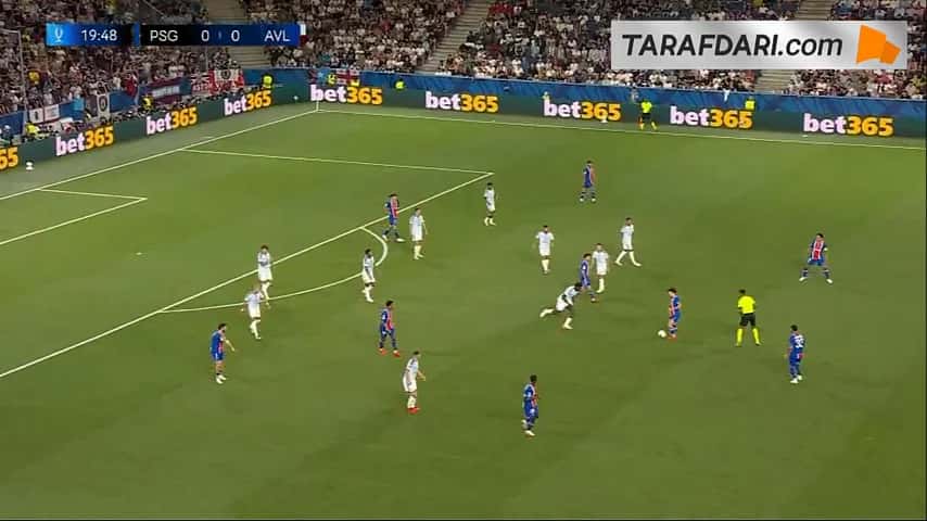 گل دیدنی خویچا کواراتسخلیا به استون ویلا (پاری سن ژرمن 1-0 استون ویلا)