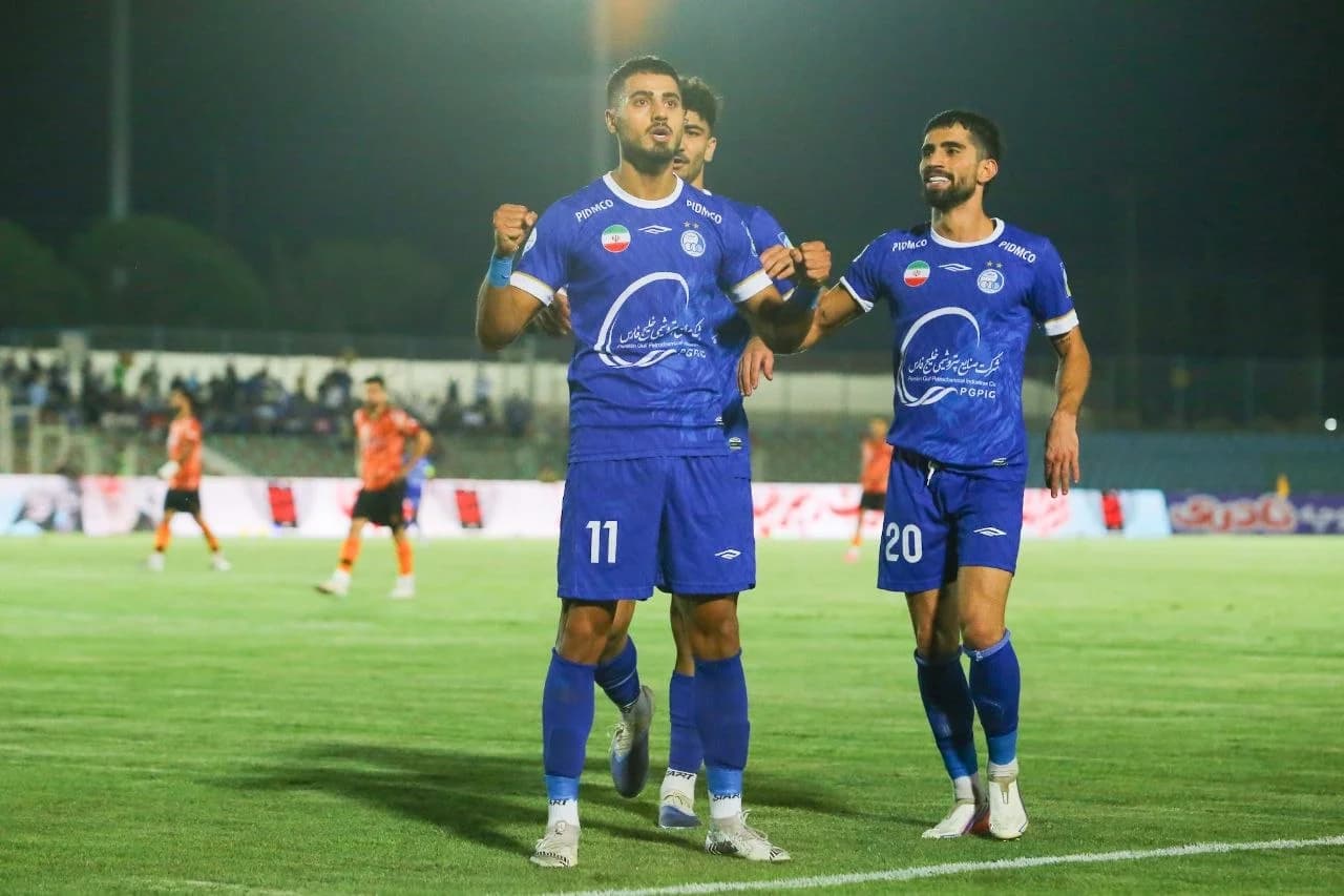استقلال 4-0 مس شهربابک؛ غرش شیرهای آبی در هفته نخست؛ طوفان قلعه حسنخان با درخشش سعید و صالح