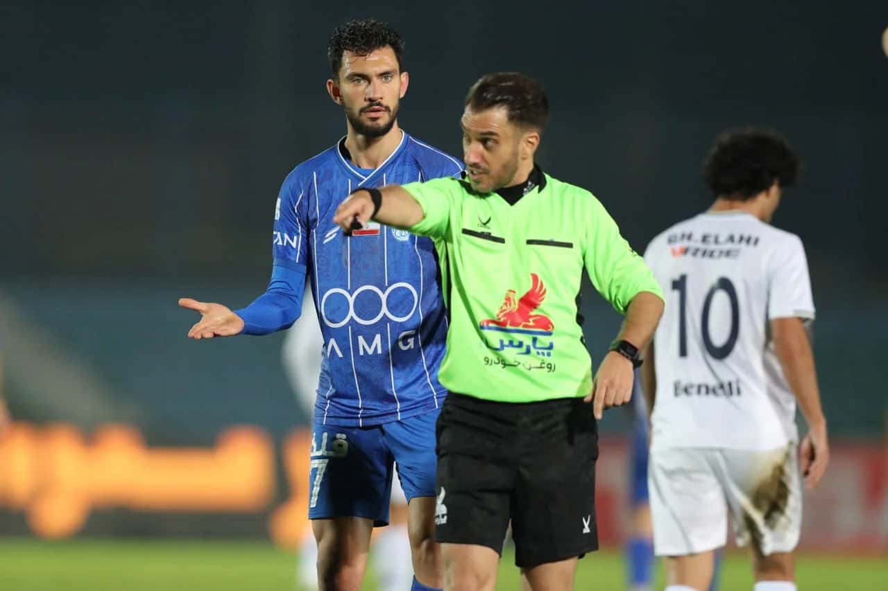 شایعه در شهر؛ کوپال ناظمی بهعنوان داور دیدار استقلال و پرسپولیس انتخاب شد
