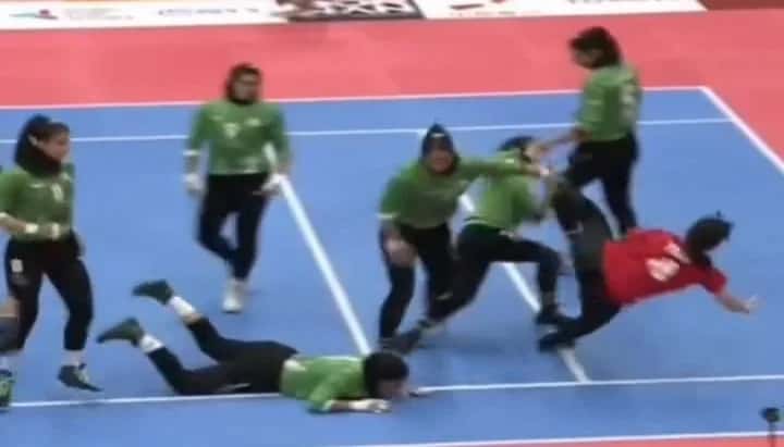 پرتاب بازیکن ژاپن توسط زنان کبدی ایران