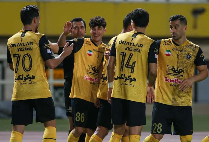 دیدار سپاهان و فجر سپاسی