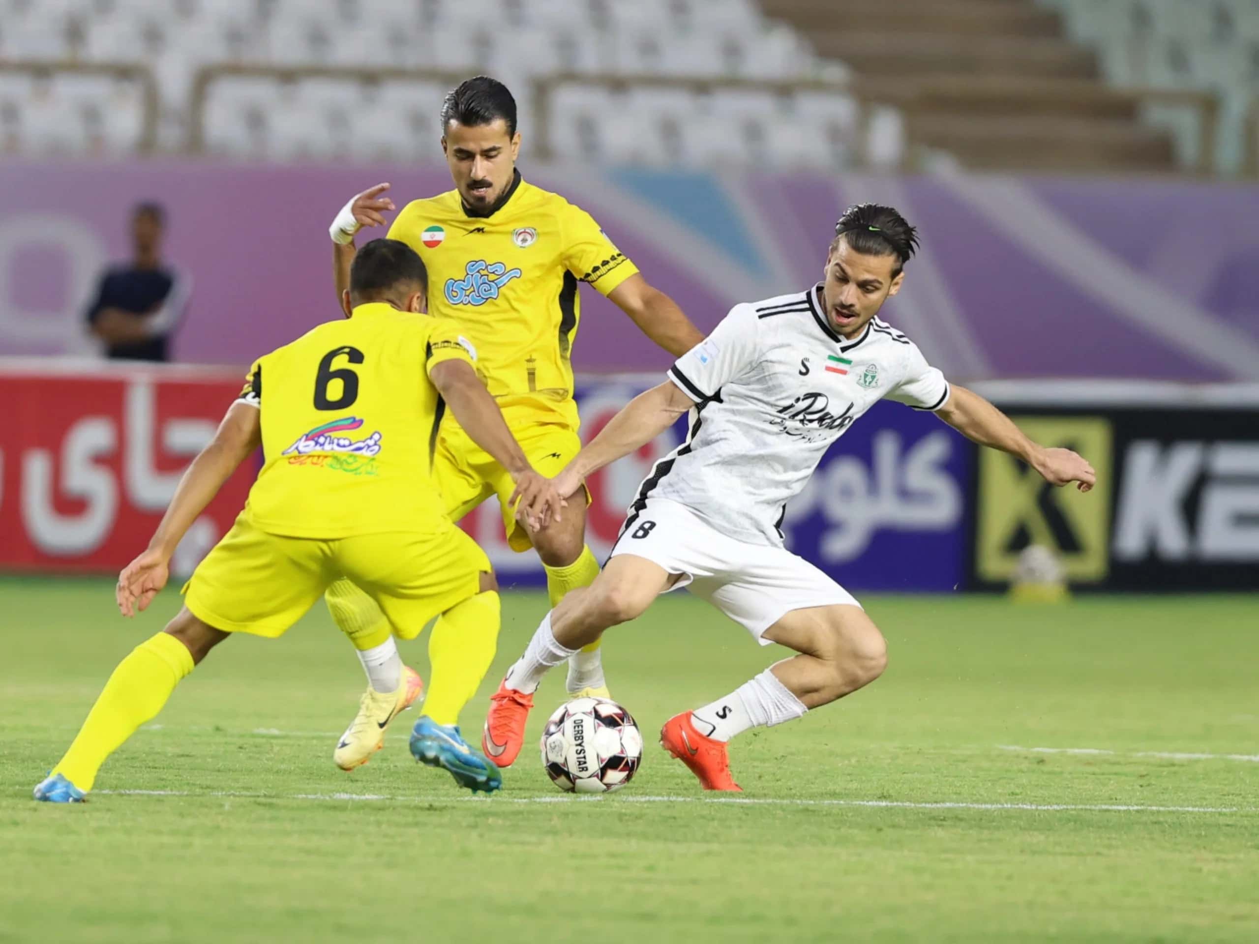 فجر سپاسی 2-1 آلومینیوم اراک؛ دبل فرنام عرب، شروع شیرین رجبزاده در شیراز