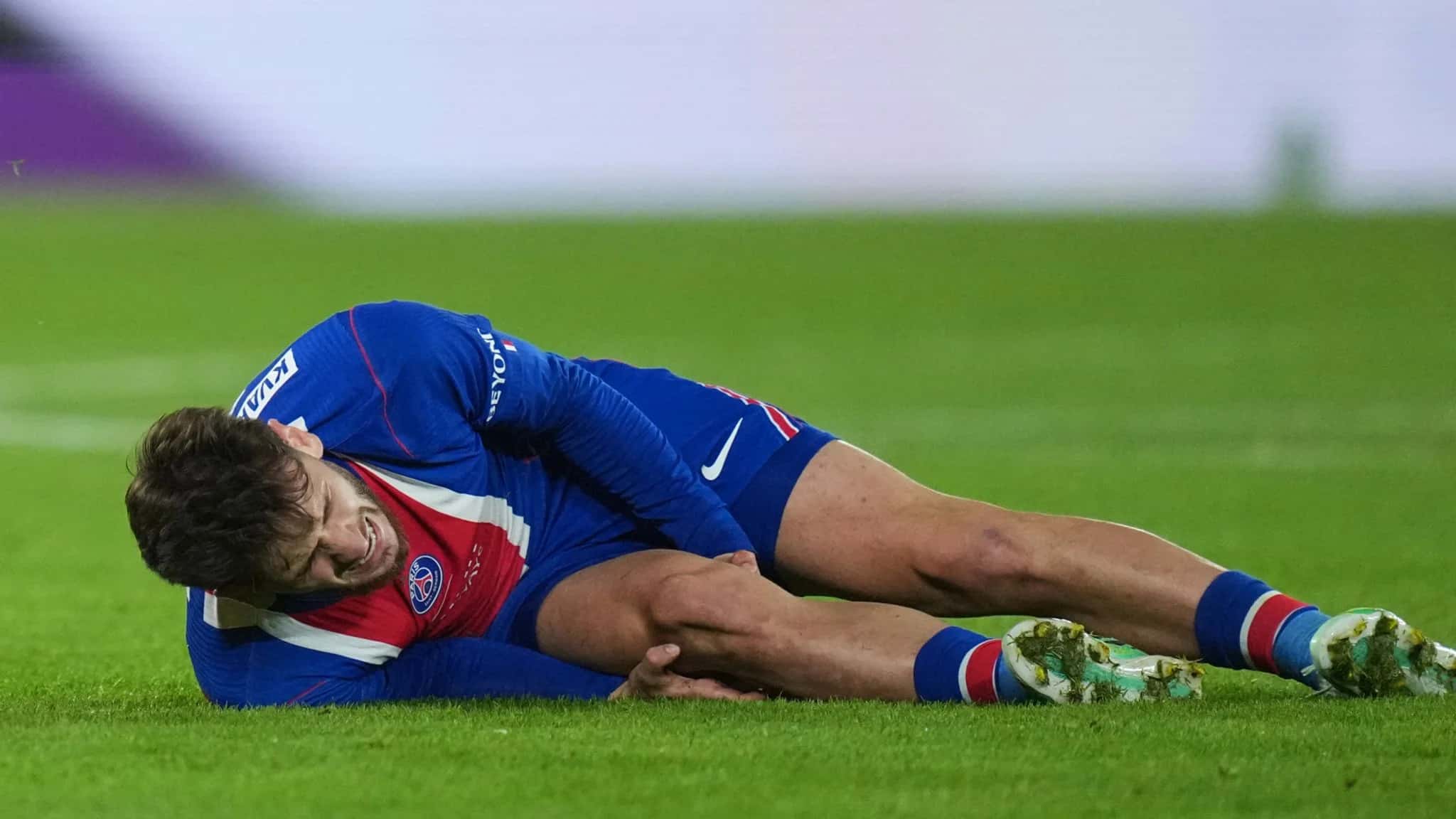 کواراتسخلیا در آستانه جراحی؛ PSG زمان بازگشت را نمیداند