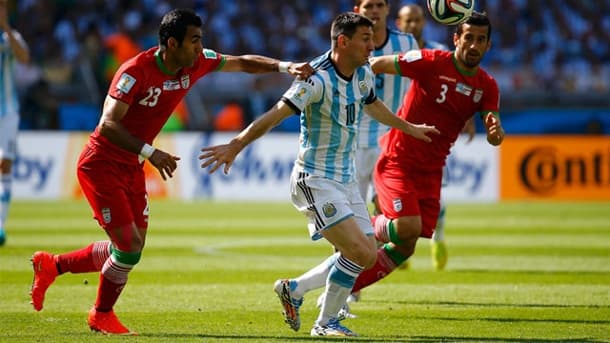 (خیلی مهم)مهرداد پولادی بهترین مدافع حال حاضر جام جهانی