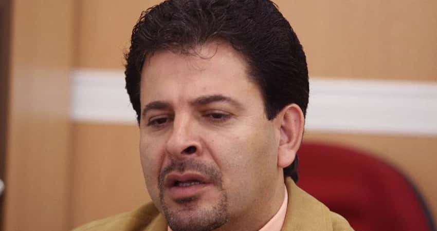 درودگر:باید با دارندگان کارت معافیت جعلی، برخورد جدی شود