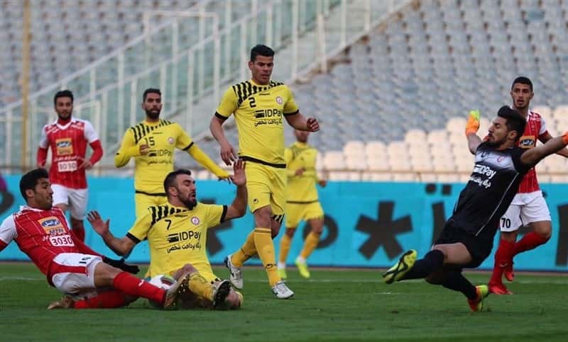 پرسپولیس - نفت تهران - لیگ خلیج فارس - مهاجم پرسپولیس - دروازه بان نفت تهران - هافبک نفت تهران - مدافع نفت تهران