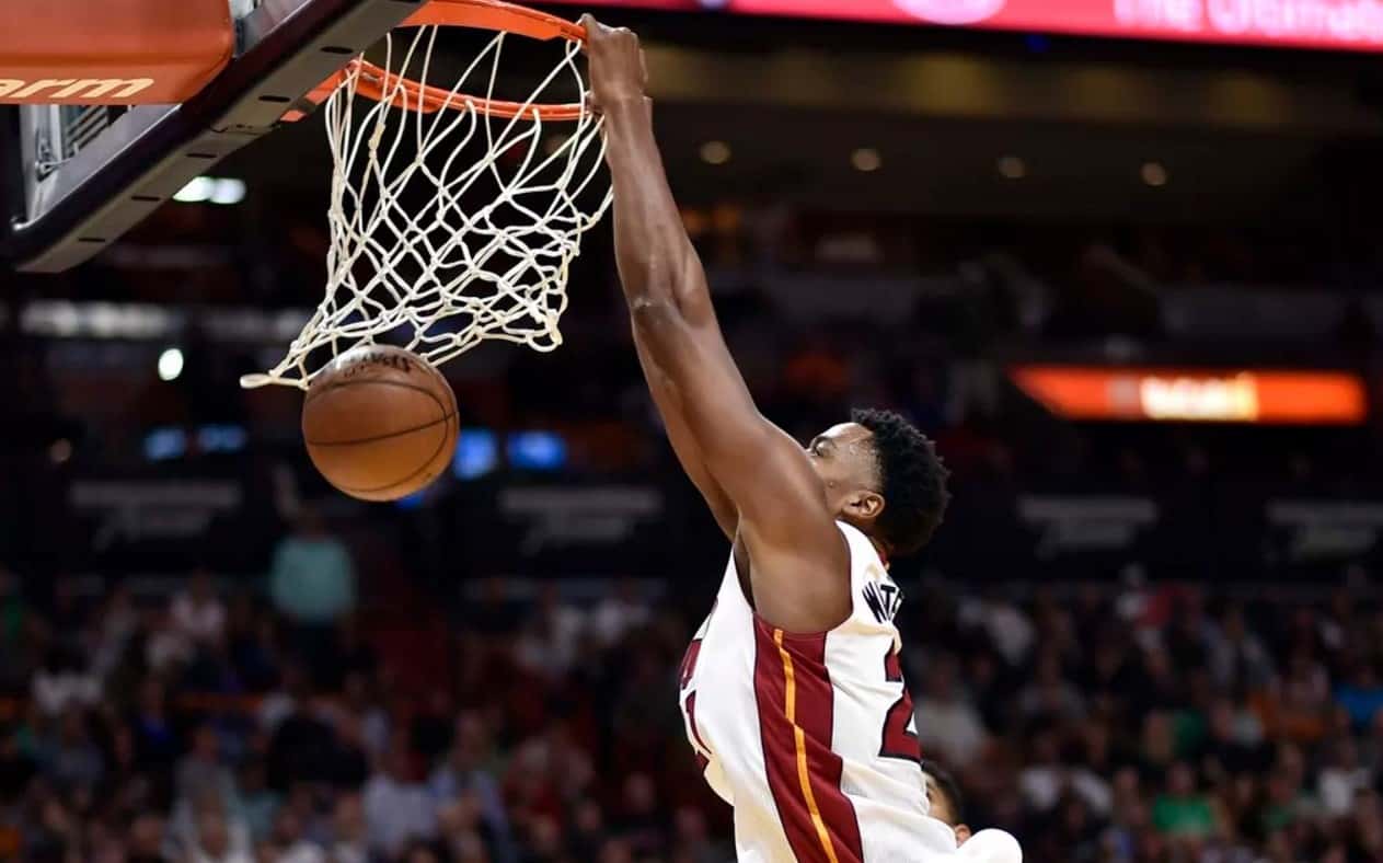 بسکتبال NBA - میامی هیت - مینسوتا تیمبرولوز