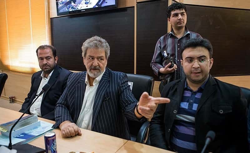 صدا و سیما حق پخش فوتبال را به مردم می فروشد؟