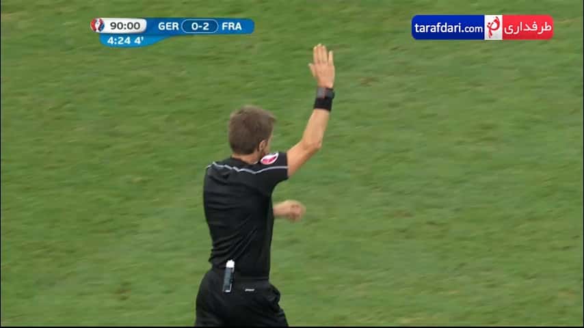 ویدیو؛ تقابل شادی ها و حسرت ها در پایان دیدار فرانسه و آلمان (یورو 2016)
