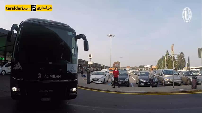 سفر بازیکنان میلان به یونان برای دیدار با آاک آتن - ریکاردو مونتولیوو