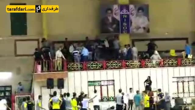 ضرب و شتم خبرنگاران در دیدار جنجالی فوتسال حفاری و تاسیسات!