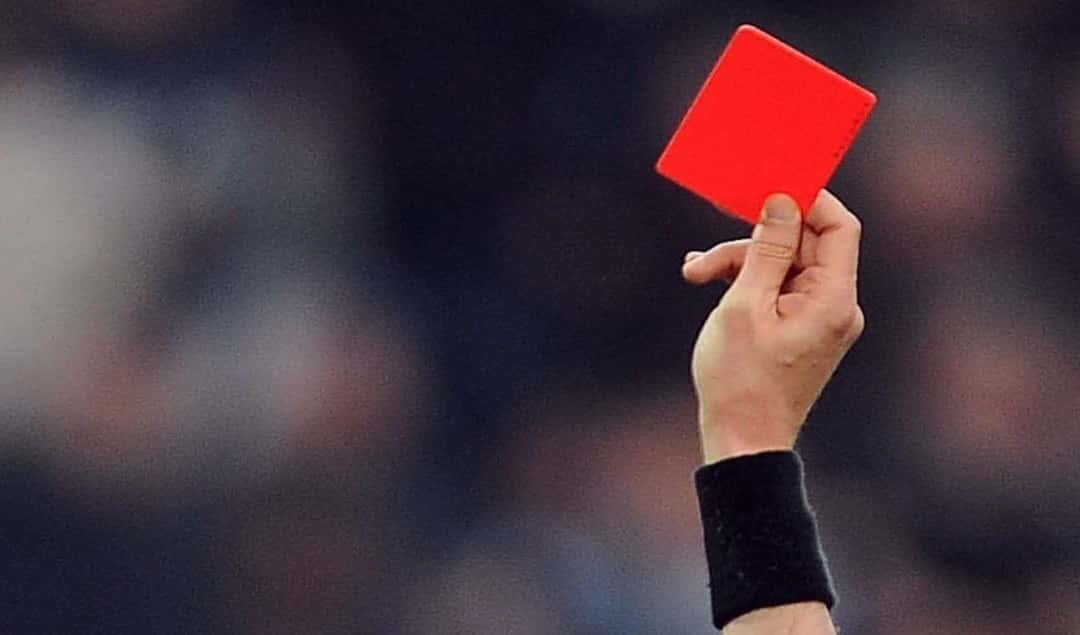 داور-کارت-red card-داوری فوتبال