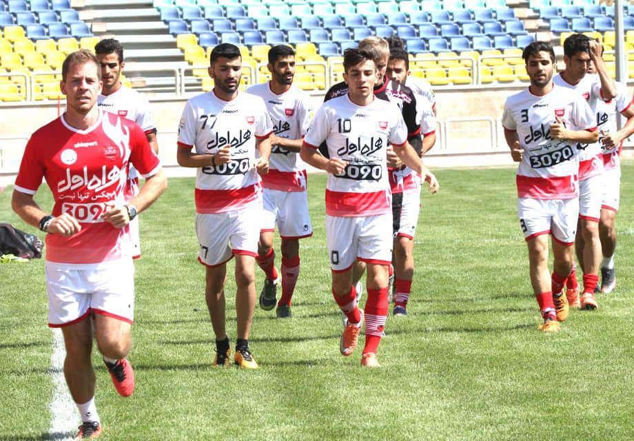 گزارش تمرین پرسپولیس؛ یک بازیکن تستی در جمع سرخ ها؛ احمدزاده تمرین نکرد