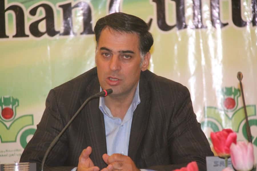 آذری: انتخاب نشدن برترین مدیر فوتبال بیانصافی بود؛ فعلاً بازیکن دیگری نمی گیریم