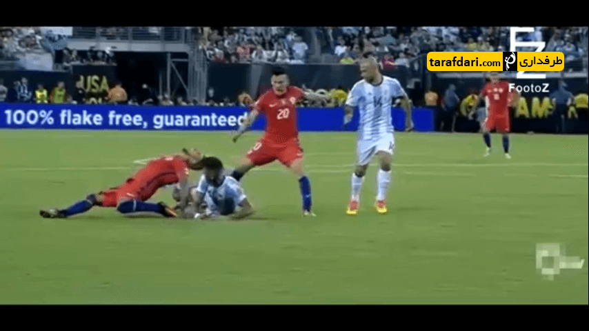 کلیپ؛ درگیری ها و لحظات خشن فوتبال در فصل 2016/17 (بخش 2)