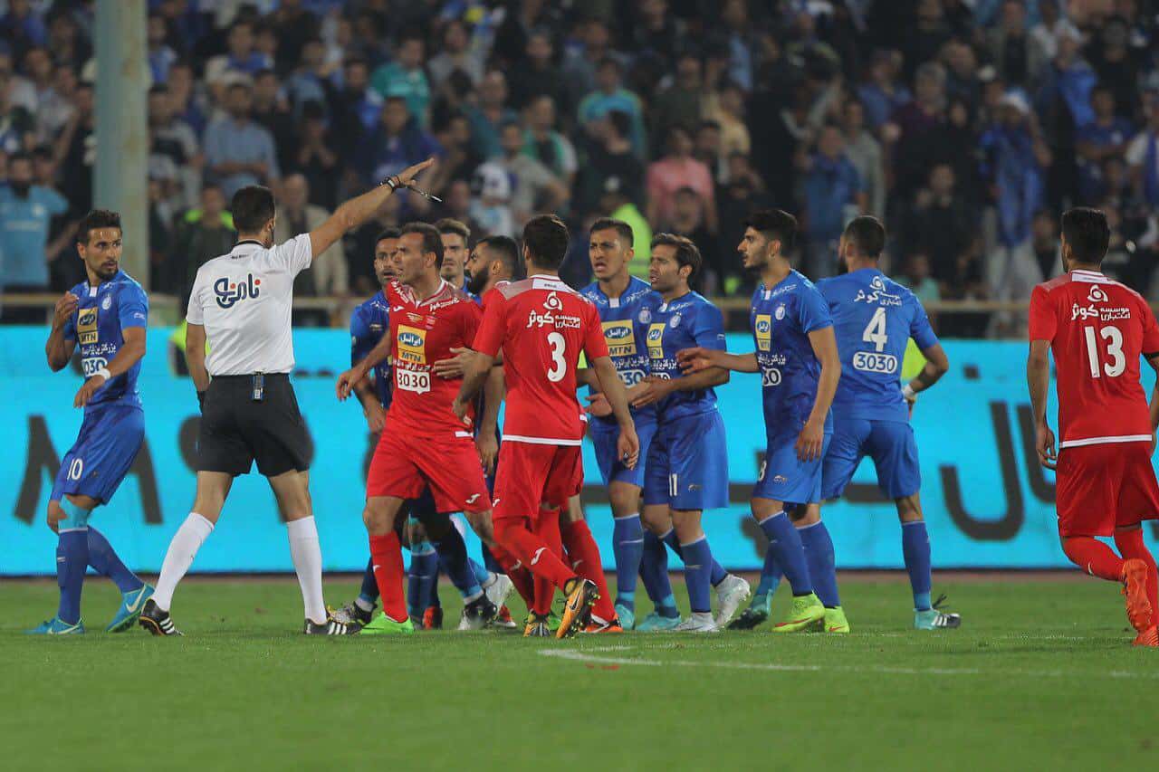دیدار تیم های پرسپولیس 1-0 استقلال