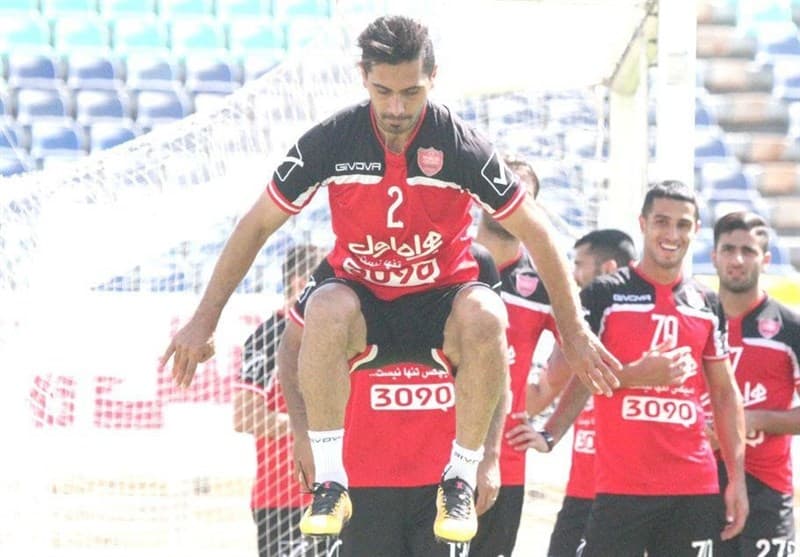 گزارش تمرین پرسپولیس؛ تمرین پرفشار سرخپوشان؛ فوتبال در فضای کوچک مقابل چشم پروین