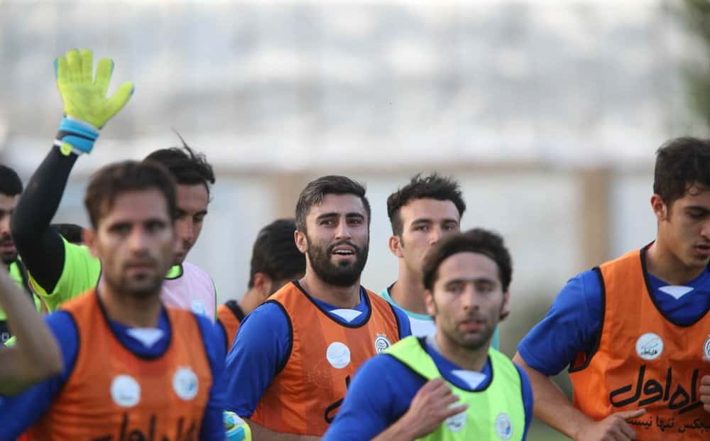 استقلالیها منصوریان را عصبانی کردند؛ سکوت در قبال رفتن افشارزاده
