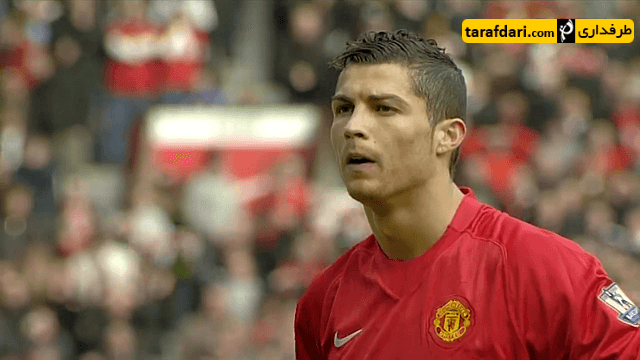 لیورپول-منچستریونایتد-ورزشگاه اولدترافورد-لیگ برتر انگلیس-Andrea Dossena-Fernando Torres-Steven Gerrard-Cristiano Ronaldo-Fabio Aurelio