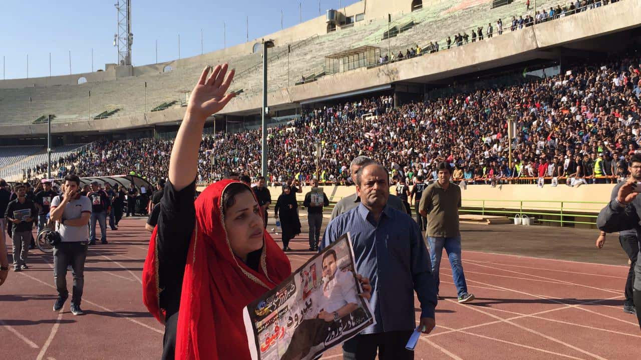 کفشگری: همسر هادی حلقه ازدواجش را نشان داد نه عدد ۶
