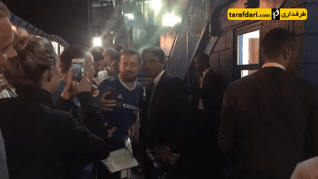 ویدیو؛ امضا دادن و سلفی گرفتن کونته با هواداران چلسی