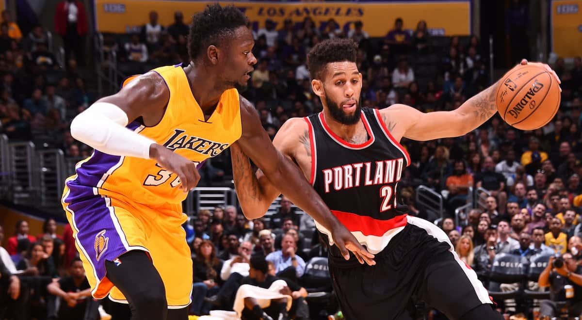استپلس سنتر لس آنجلس - بسکتبال NBA - جردن کلارکسون - لس آنجلس لیکرز - پورتلند تریل بلیزرز