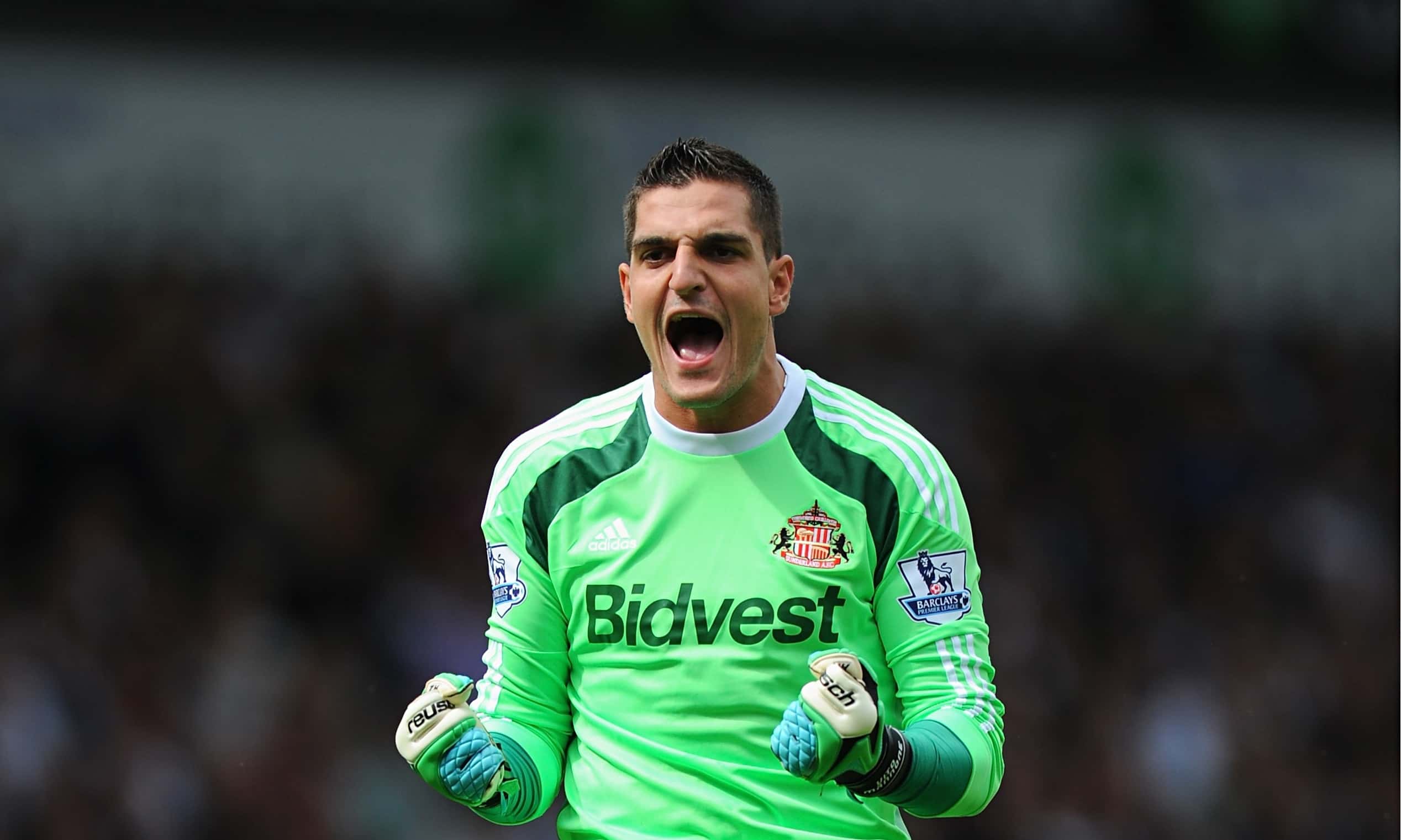 Vito Mannone - ساندرلند