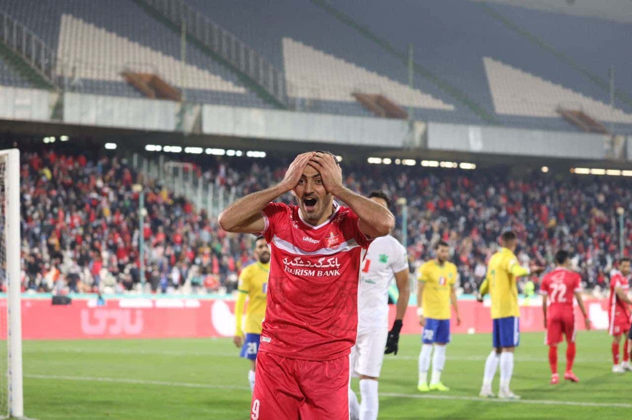 جعفر خوشرو: داوری بازی پرسپولیس - نفت آبادان آبروریزی بود