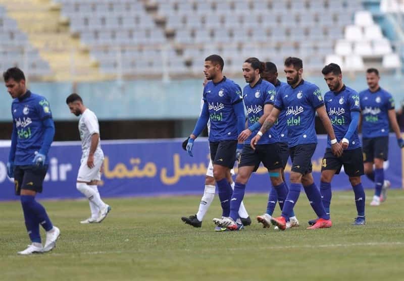منیعی: به خاطر قهرمان کردن پرسپولیس، به فوتبال ایران خیانت کردند!