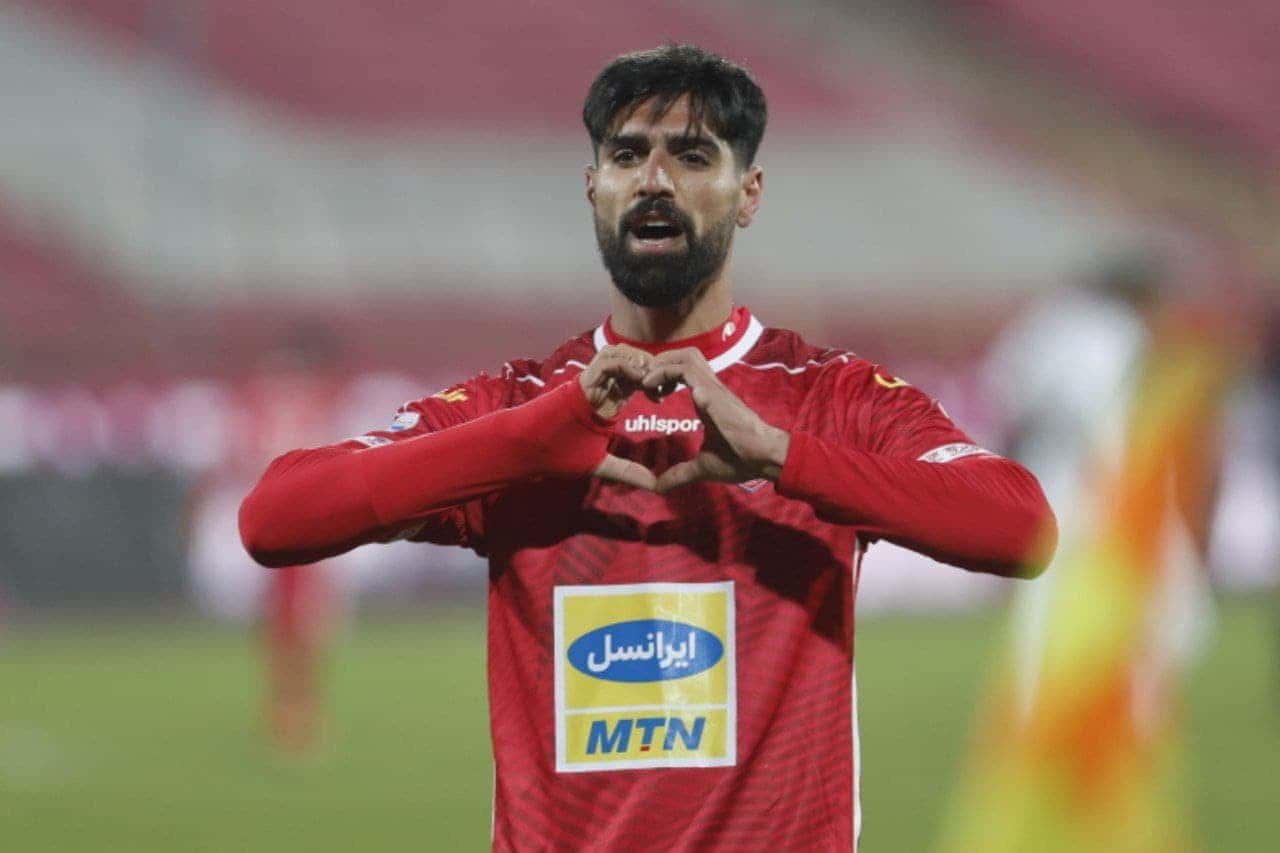 کپی برابر اصل برای رضا اسدی!