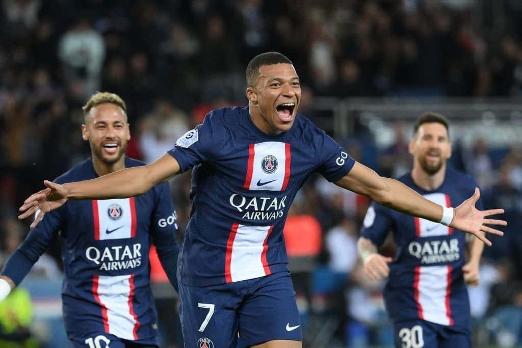 پاری سن ژرمن 2-1 نیس؛ صدر جدول با ام باپه پس گرفته شد