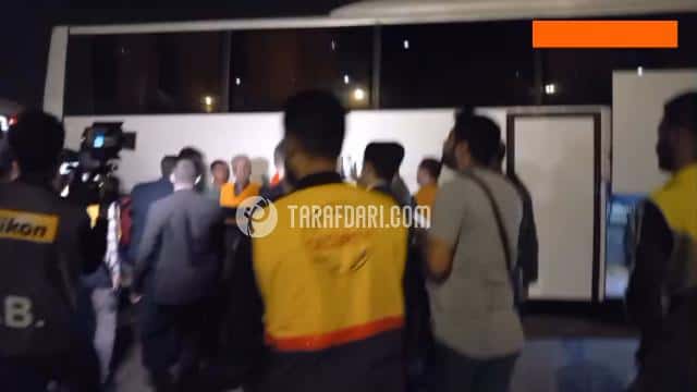 بازیکنان تیم پرسپولیس بدون مصاحبه ورزشگاه دستگردی را ترک کردند / فیلم