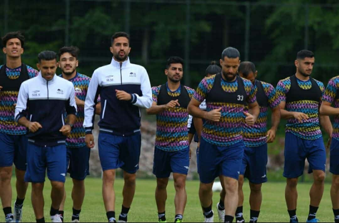 بازی دوستانه