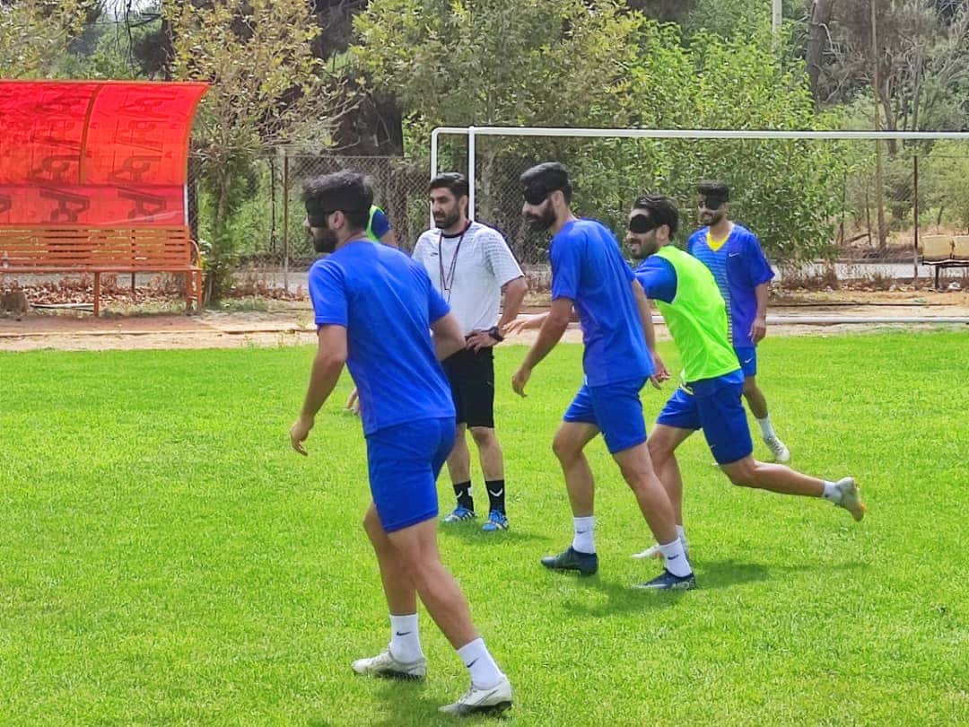 تمرینات چادر ملو با یک چشم!