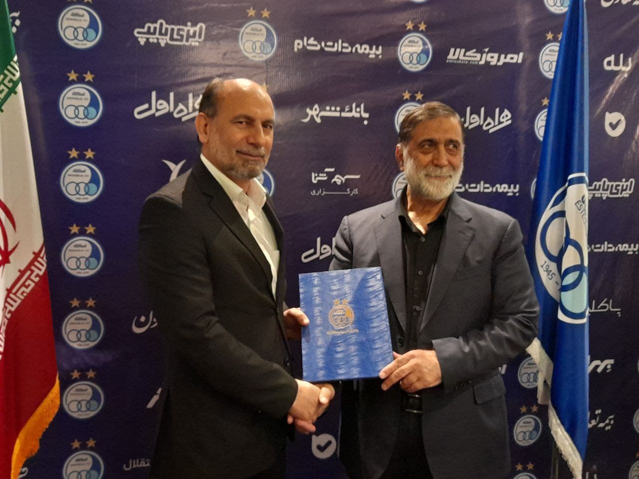 آجورلو: فرهنگ کشور از شخصیت سازی شکل خواهد گرفت؛ نباید از بزرگان استقلال بیخبر باشیم