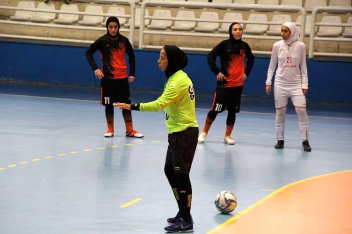 داوران بازی های هفته ششم دور نهایی سوپرلیگ فوتسال بانوان