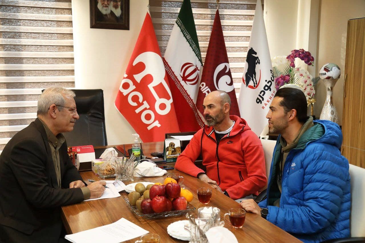 جلسه هوشنگ نصیرزاده با پاکو خمز + عکس