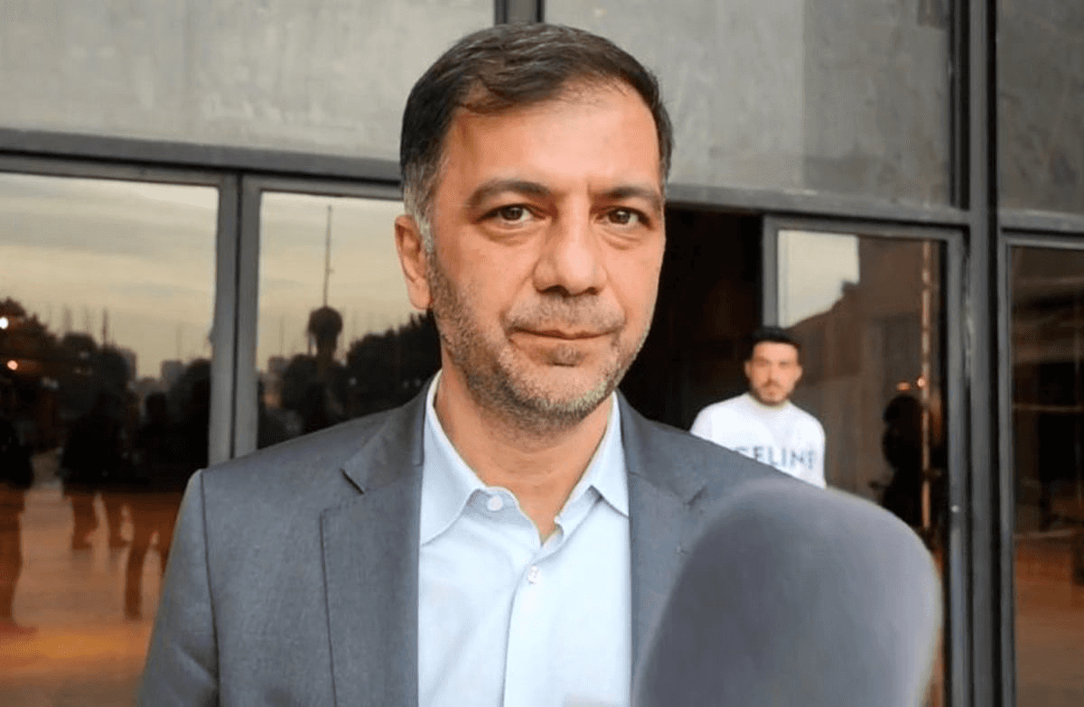 استوری حجت کریمی: استقلال قربانی قربانزاده ها! + عکس