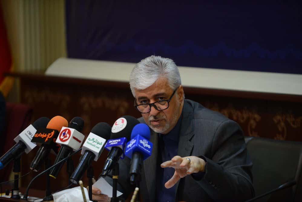 گلایه فوتسالیست ها و سرمربی به وزیر؛ سجادی: شما قهرمان آسیا شوید، باقی کارها با من