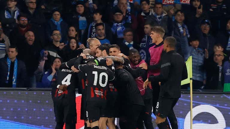 ناپولی 1-1 میلان؛ تعظیم ناپل به شخصیت اروپایی روسونری