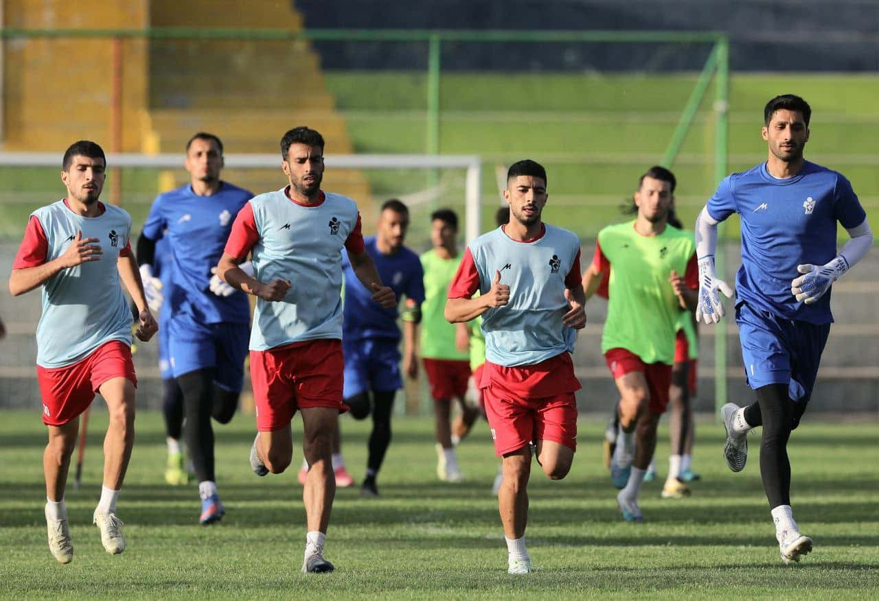 جزییات اعتصاب جنجالی پیکانی ها قبل از بازی با پرسپولیس!