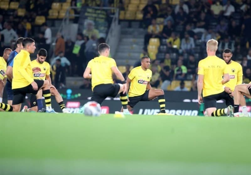 پیروزی آاک در حضور میلاد محمدی