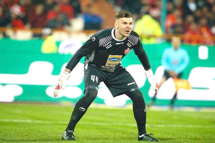 باشگاه پرسپولیس: رادوشویچ هم پول و جان پرسپولیس را می گیرد و هم توهین می کند